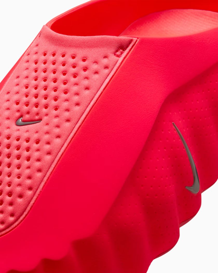 Nike Mind 001 Slide Solar Red